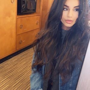 Meet your Posher, Kassie